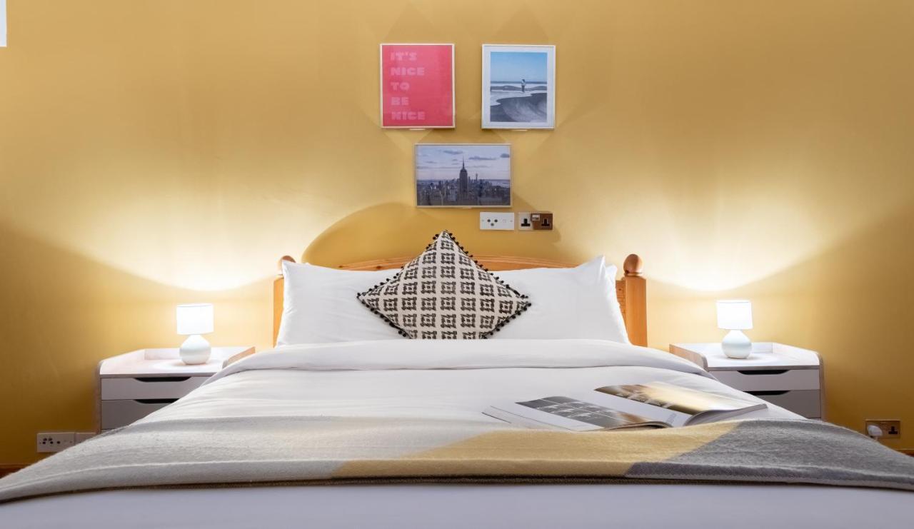 The Southwick Sanctuary - Large 6Bdr With Terrace Apartment Лондон Екстериор снимка